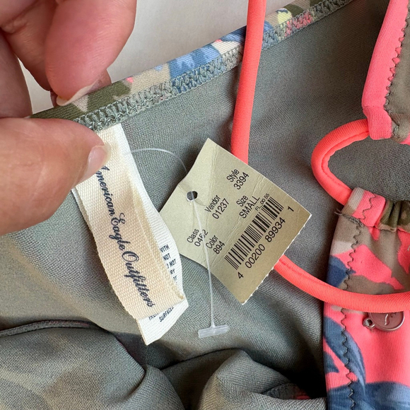 Women's American Eagle Tropical palm floral print Bikini Set Pink Floral Size S - Picture 13 of 16